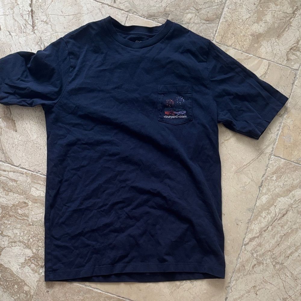 Vineyard Vines kids Fourth of July patriotic fireworks Dark Blue Tee